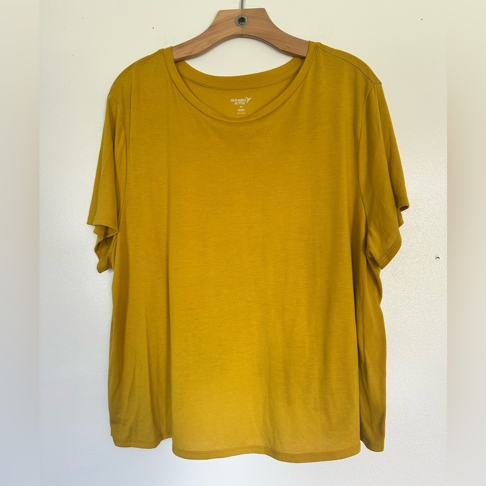 Old Navy Active Top